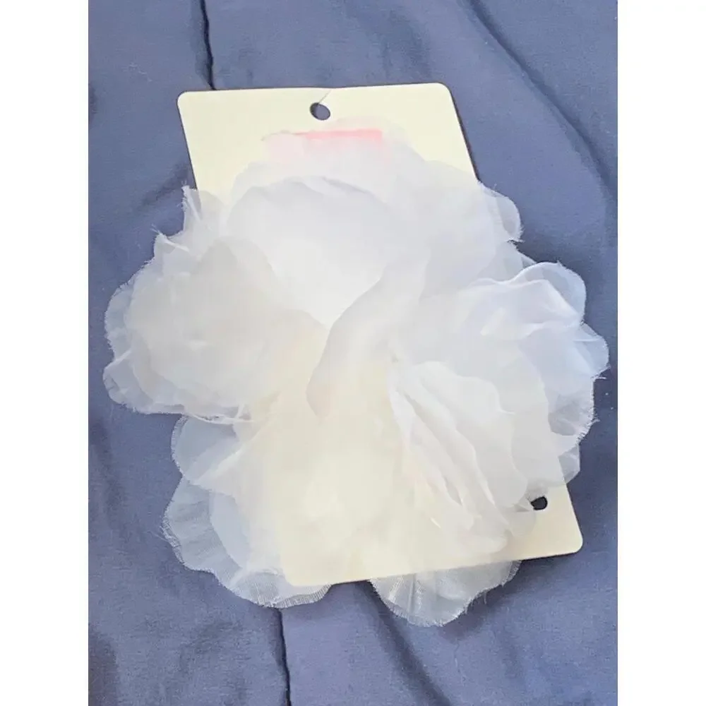 NWT White Flower Girl Hairbow The Children’s Place​​